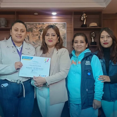 UNIDAD EDUCATIVA OXFORD IMPULSA CAMPAÑA PARA CONVERTIRSE EN INSTITUCIÓN 100% LIBRE DE HUMO EN SALCEDO