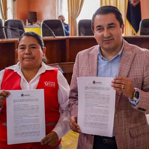 LATACUNGA IMPULSA SU FUTURO PRODUCTIVO CON HISTÓRICA FIRMA DE CONVENIO INTERINSTITUCIONAL