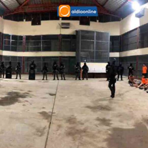 JOSÉ ARROYO  CABRERA TRASLADADO A LA ROCA EN COMPAÑÍA DE 60 MUJERES CONSIDERADAS DE ALTA PELIGROSIDAD