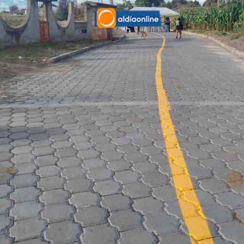 BARRIO SAN JOSÉ EN LA PARROQUIA  JUAN MONTALVO RECIBE PRIMERA  DE LAS TRES ETAPAS DE VÍAS  ADOQUINADAS (Video)