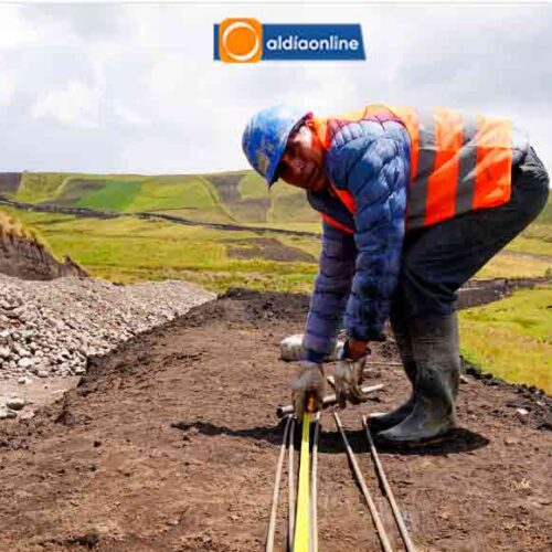 PREFECTURA INVIERTE MÁS DE MEDIO  MILLÓN EN VÍA ESTRATÉGICA RURAL EN  SECTOR DE MACA MILIMPUNGO