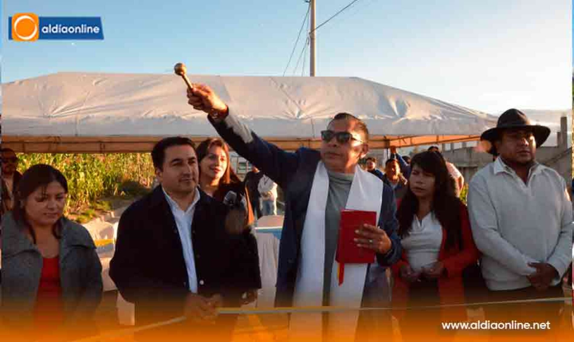 BARRIO SAN JOSÉ EN LA PARROQUIA  JUAN MONTALVO RECIBE PRIMERA  DE LAS TRES ETAPAS DE VÍAS  ADOQUINADAS (Video)