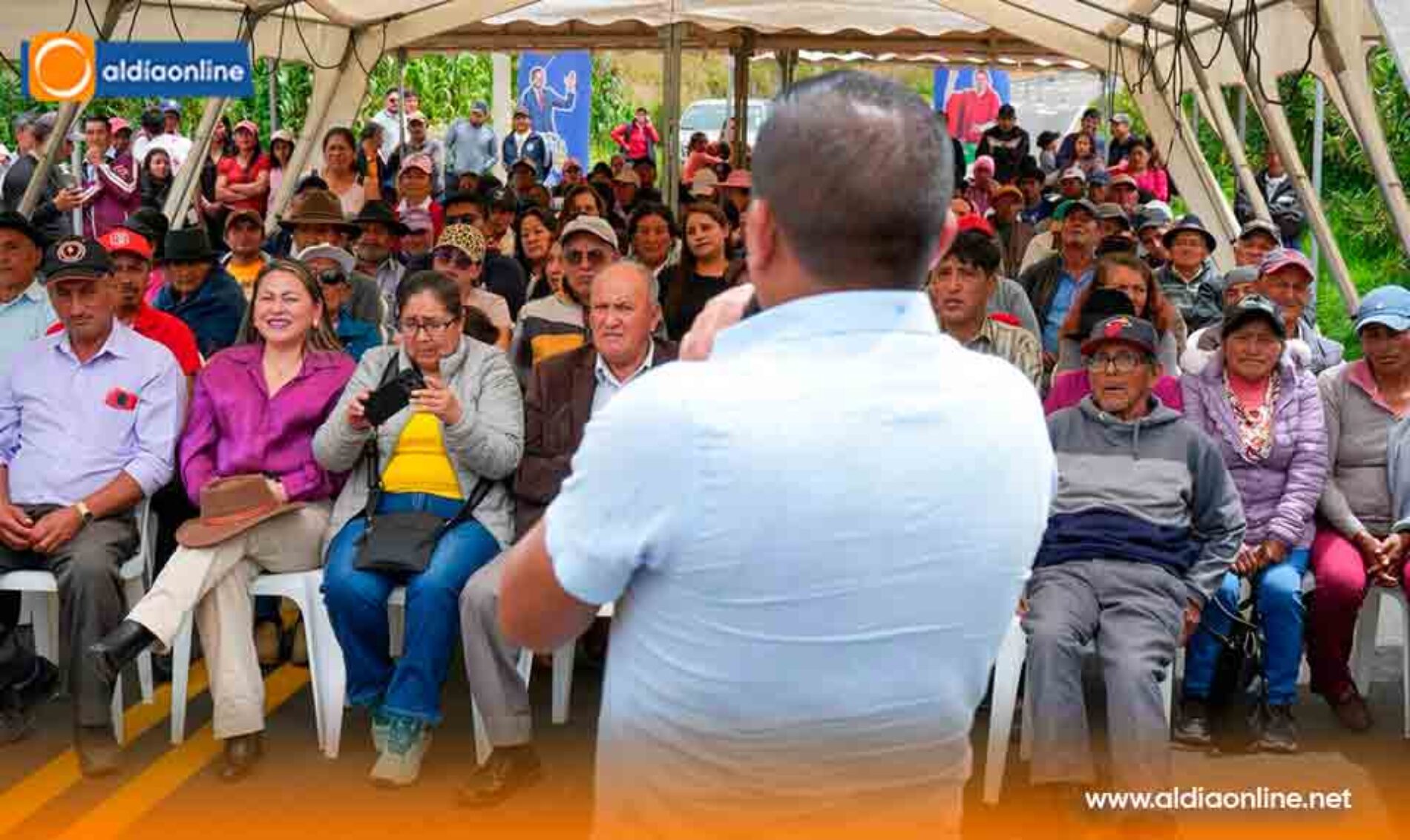 SIGCHOS TRANSFORMA SU INGRESO PRINCIPAL CON UNA OBRA INTEGRAL DE ASFALTADO Y SERVICIOS BÁSICOS