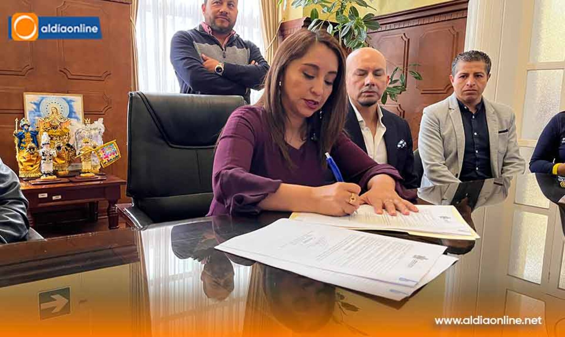 FUNDEL Y LA DIRECCIÓN DE SERVICIOS PÚBLICOS FORTALECEN LA CAPACITACIÓN DE COMERCIANTES EN LATACUNGA