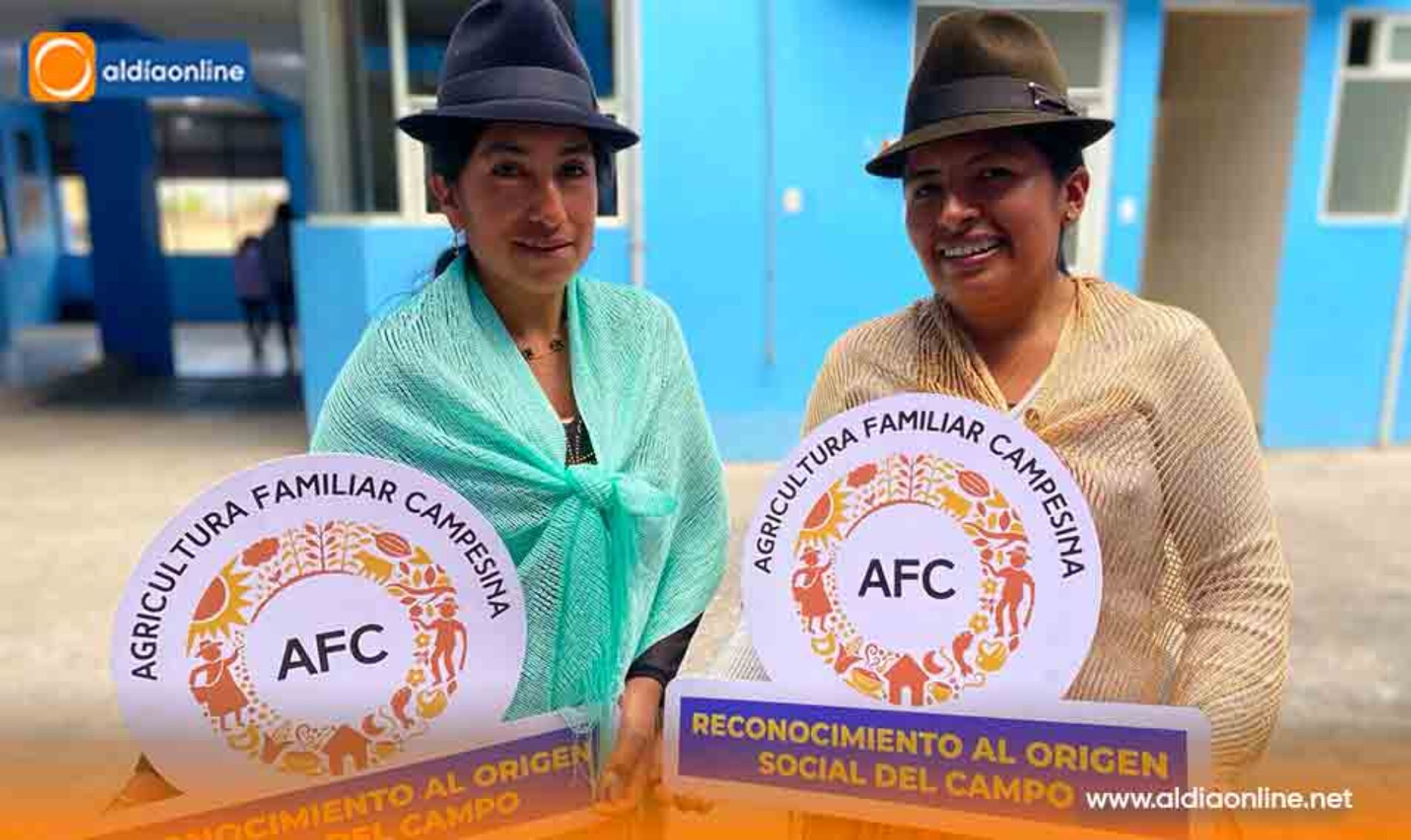 MAGP COTOPAXI ENTREGÓ TÍTULOS DE PROPIEDAD Y CARNETS AFC A PRODUCTORES DE LA PROVINCIA