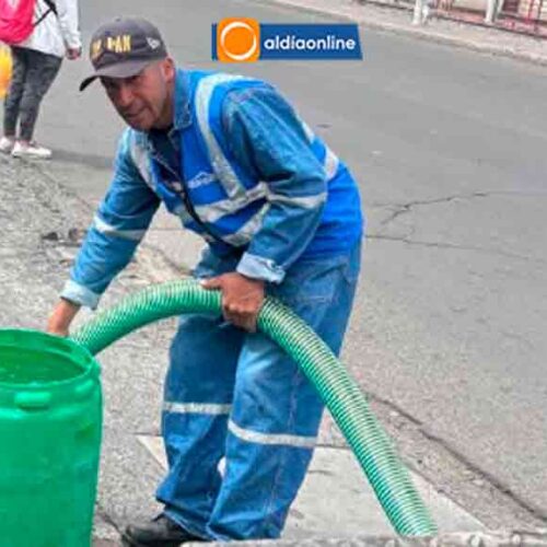 CONCEJAL CRISTIAN MOLINA CUESTIONA RECAUDACIÓN POR AGUA POTABLE MIENTRAS BARRIOS DE LATACUNGA CONTINÚAN SIN SERVICIO