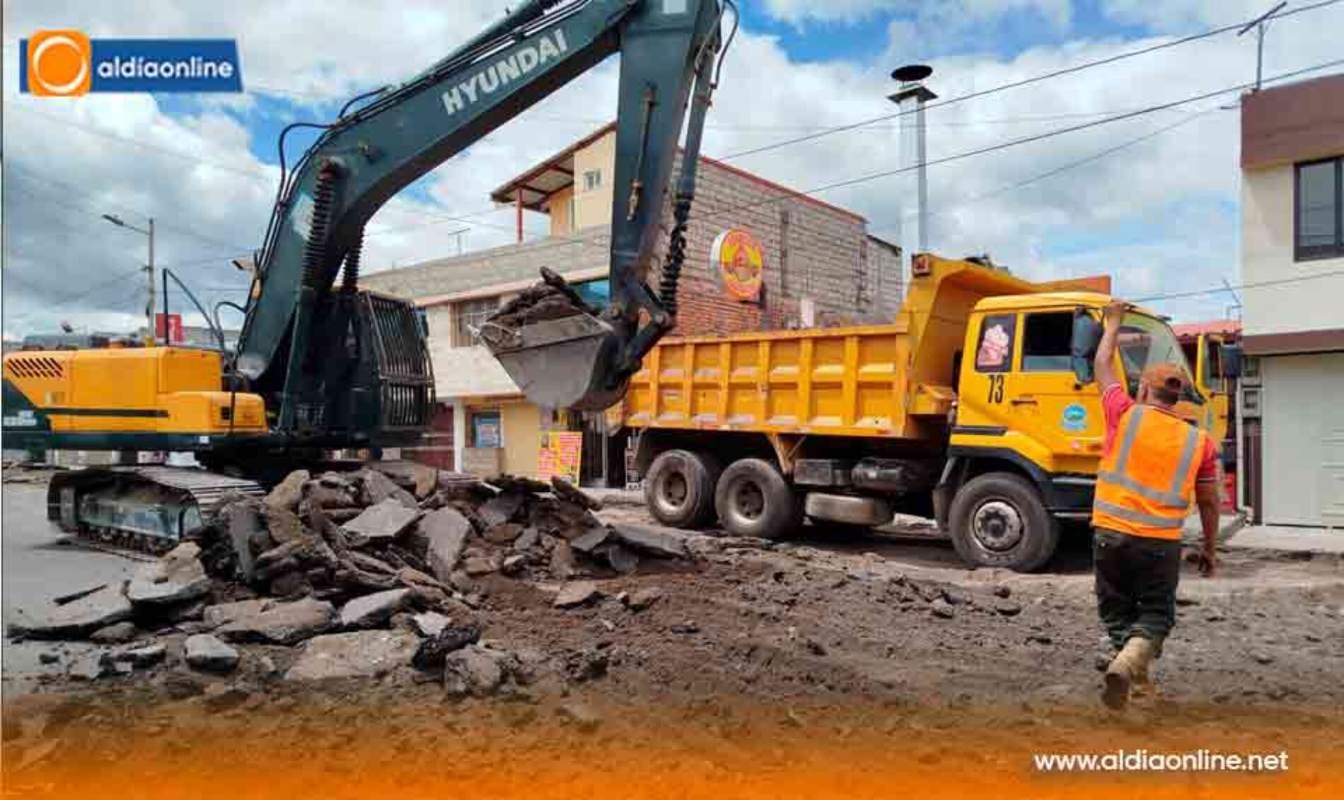 ARRANCÓ TRABAJOS DE ASFALTADO DE LA VÍA   MIGUEL ITURRALDE EN SU PRIMERA  ETAPA SECTOR NORTE