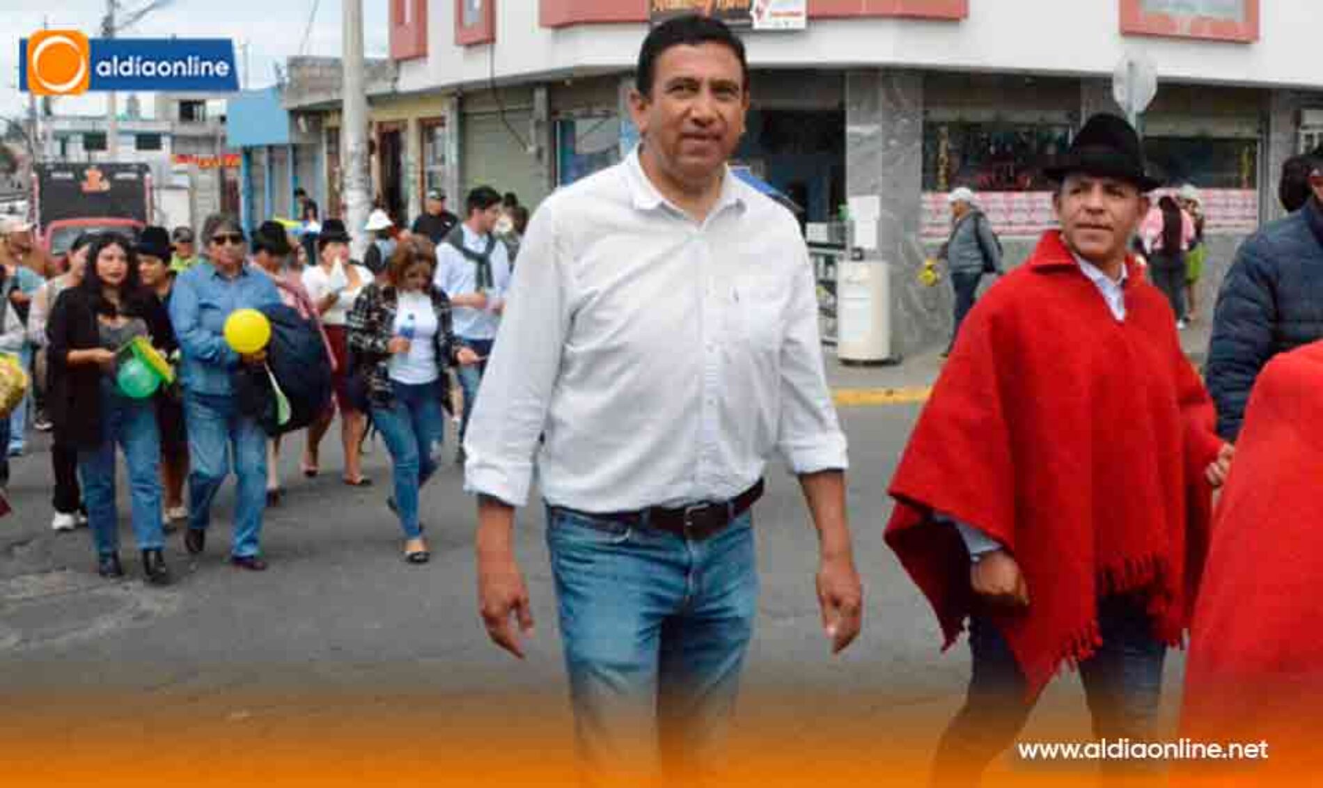 JANIO BUSTILLOS SE PRESENTA COMO PRECANDIDATURA A LA ALCALDÍA DE SAQUISILÍ POR SUMA 23 (Video)