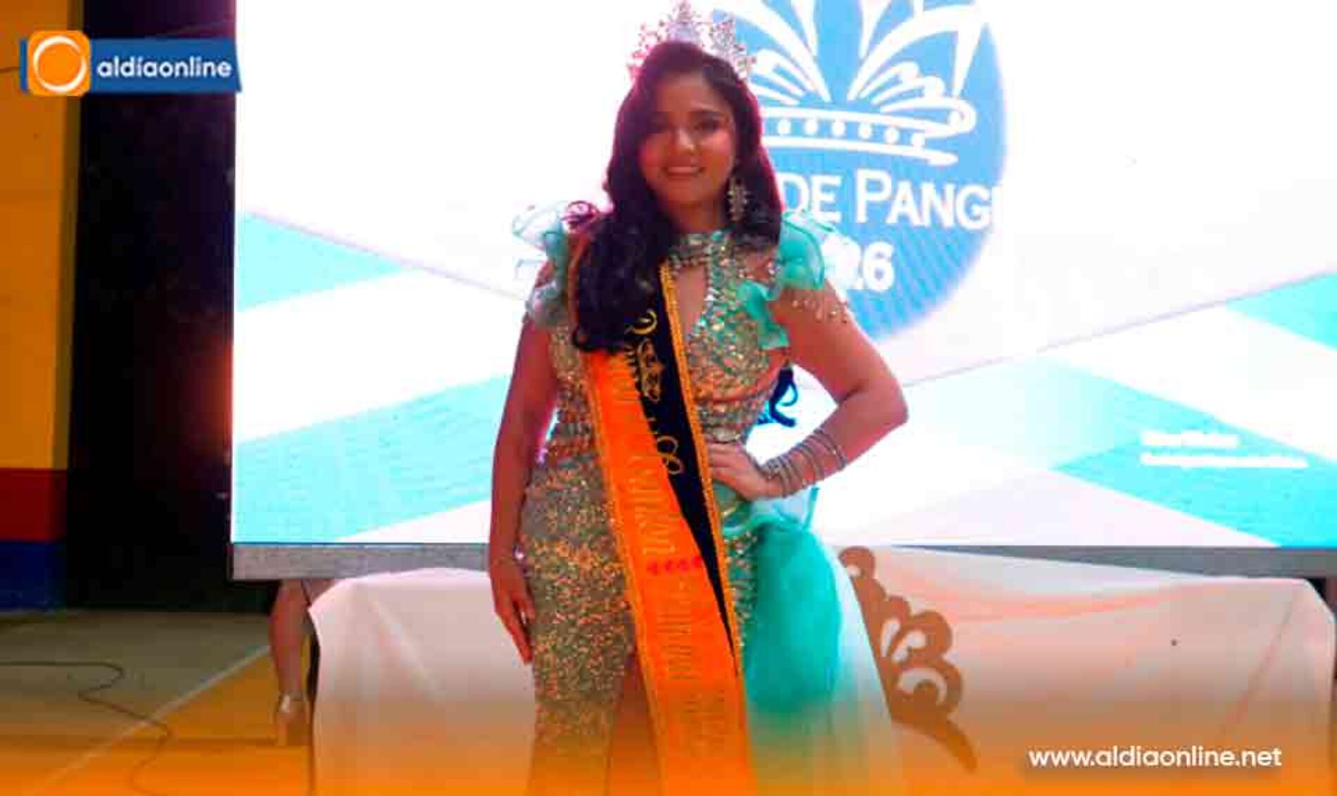 PANGUA CORONÓ A SU NUEVA REINA CINTHYA TAMAYO  EN UNA NOCHE LLENA DE EMOCIÓN, TRADICIÓN Y ORGULLO CANTONAL
