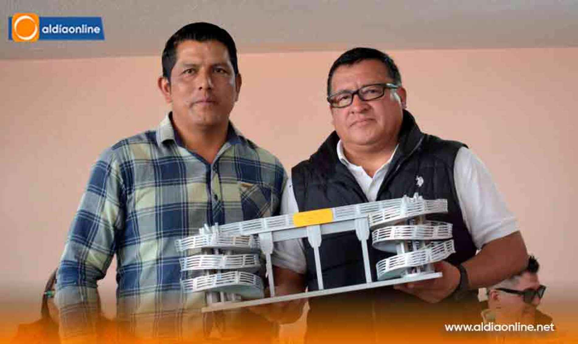 LA UNIÓN COMUNITARIA VENCIÓ Y BARRIO  EL CHAN INAUGURA PUENTE PEATONAL SOBRE LA E35