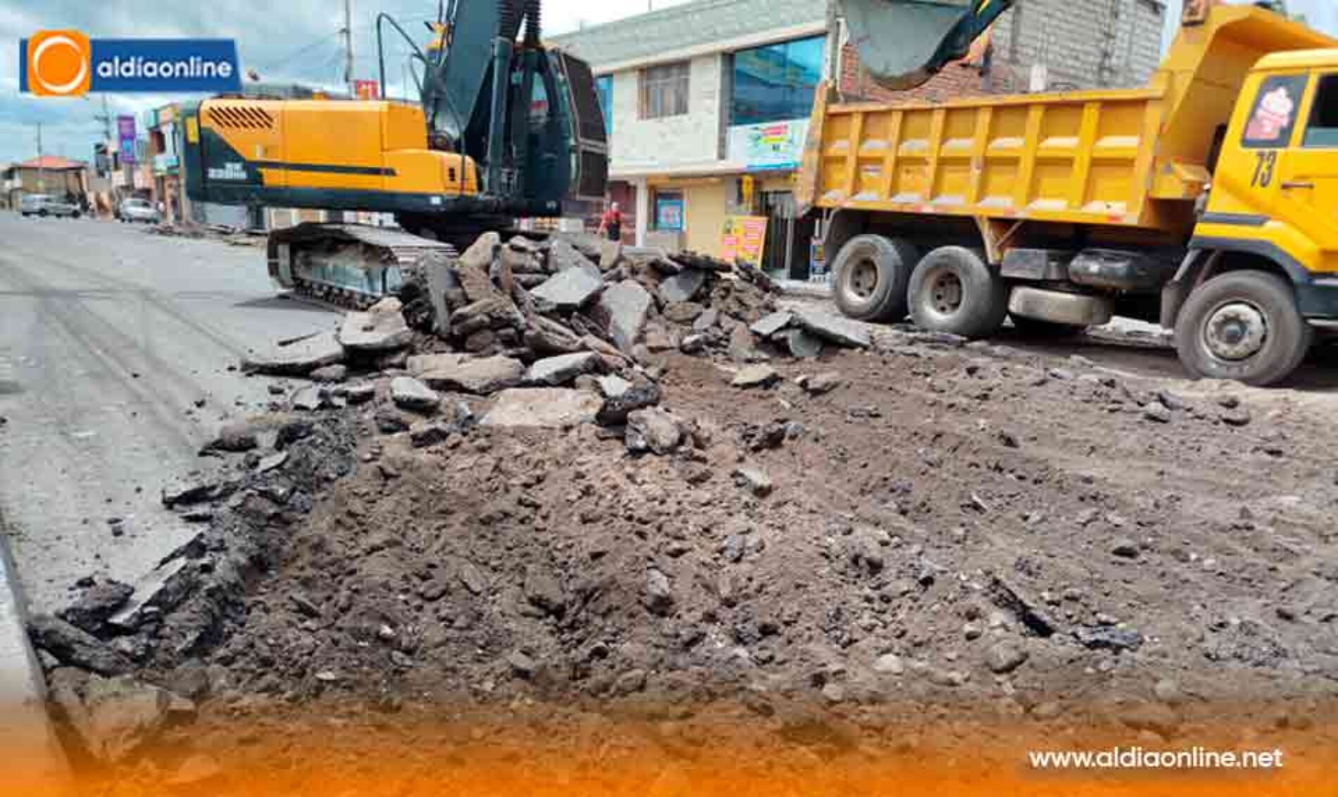ARRANCÓ TRABAJOS DE ASFALTADO DE LA VÍA   MIGUEL ITURRALDE EN SU PRIMERA  ETAPA SECTOR NORTE