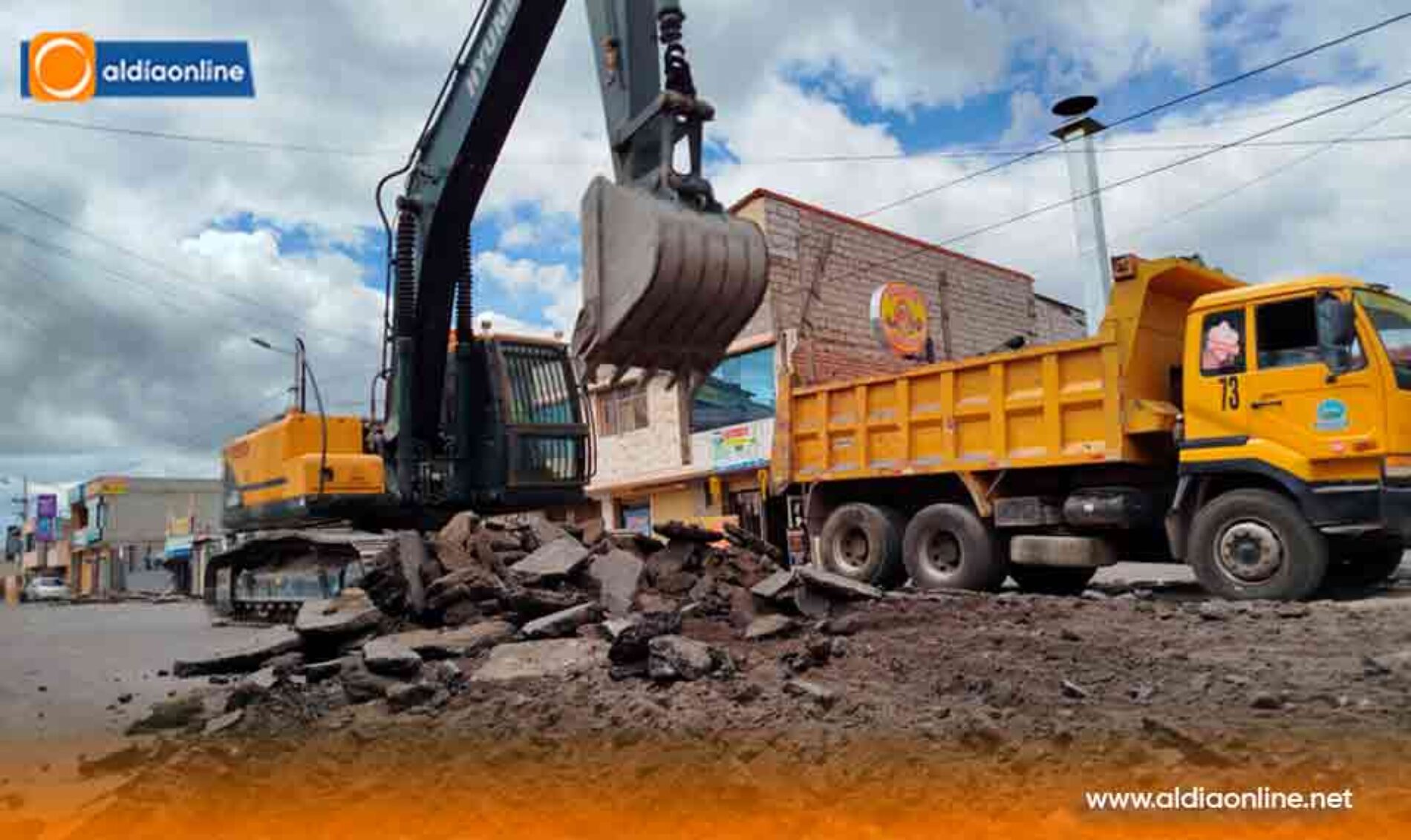 ARRANCÓ TRABAJOS DE ASFALTADO DE LA VÍA   MIGUEL ITURRALDE EN SU PRIMERA  ETAPA SECTOR NORTE