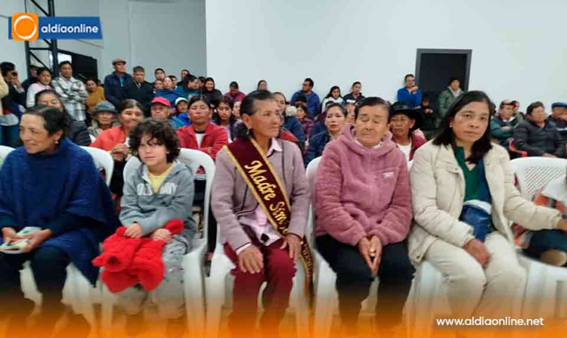 EMOTIVA INAUGURACIÓN DEL CENTRO DE CAPACITACIÓN TRANSFORMA AL BARRIO LA CONCEPCIÓN EN JOSEGUANGO BAJO (Video)