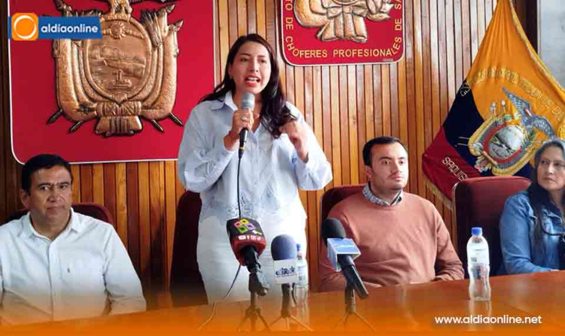 JANIO BUSTILLOS SE PRESENTA COMO PRECANDIDATURA A LA ALCALDÍA DE SAQUISILÍ POR SUMA 23 (Video)