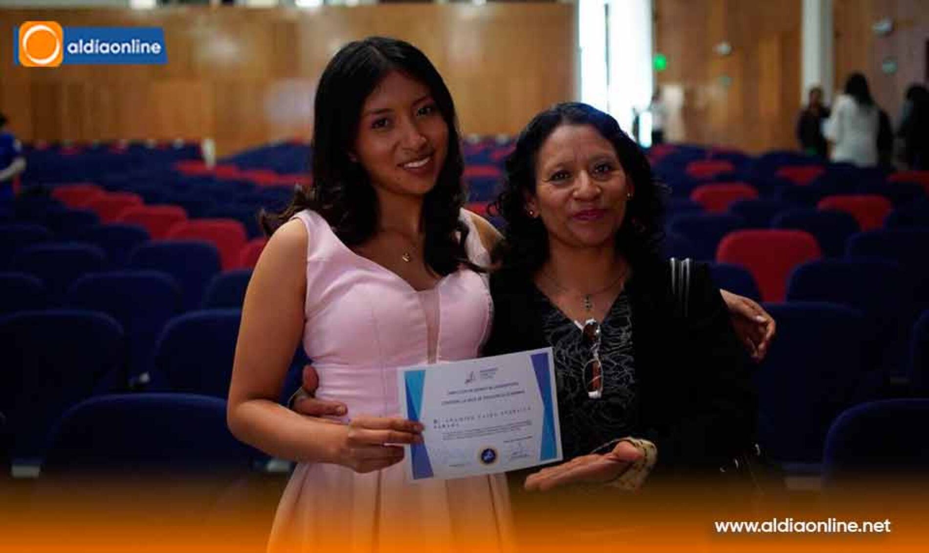 UTC FORTALECE EL ACCESO A LA EDUCACIÓN CON LA ENTREGA DE 400 BECAS Y AYUDAS ECONÓMICAS