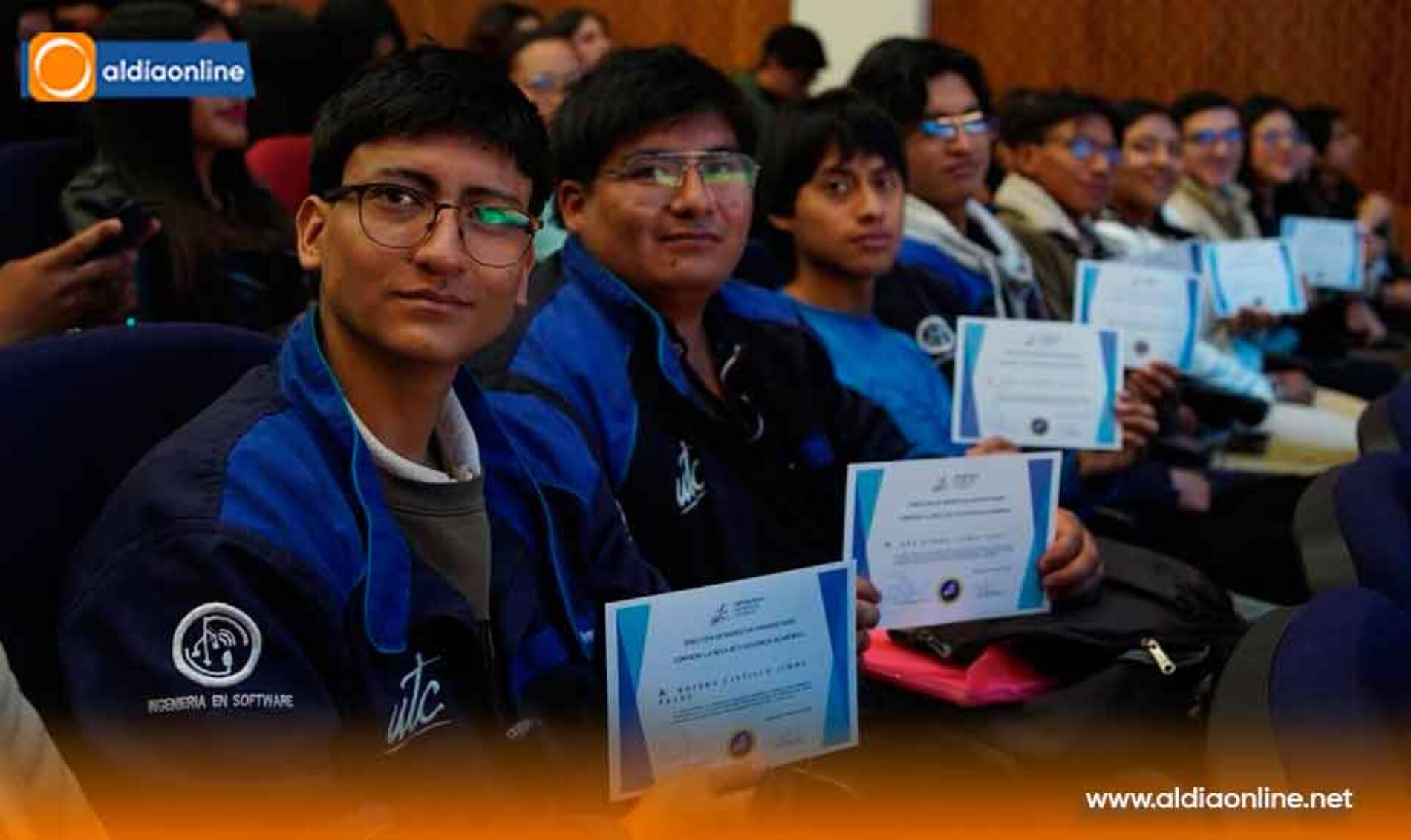 UTC FORTALECE EL ACCESO A LA EDUCACIÓN CON LA ENTREGA DE 400 BECAS Y AYUDAS ECONÓMICAS