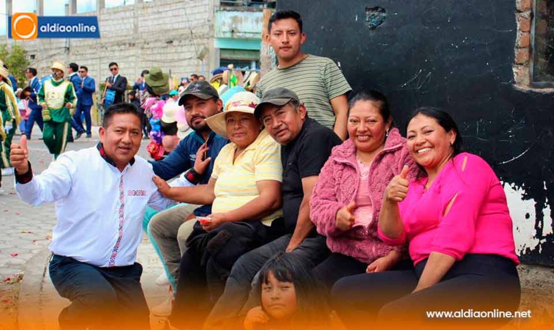 GEOVANNY CÓNDOR PARTICIPA EN LAS FESTIVIDADES DE SAN PEDRITO JUNTO A MORADORES DEL BARRIO MONJAS