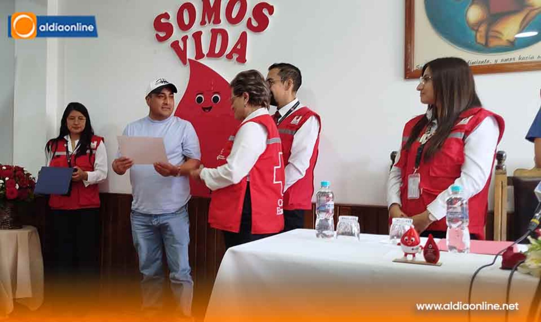 CRUZ ROJA COTOPAXI RECONOCE A DONANTES QUE AYUDAN A SALVAR VIDAS A TRAVÉS DE LA DONACIÓN VOLUNTARIA DE SANGRE.(VIDEO)