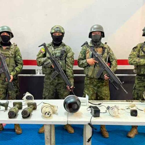 EJÉRCITO DESMANTELA RED ILEGAL DE VIDEOVIGILANCIA PRESUNTAMENTE VINCULADA AL GRUPO DELICTIVO AK-47 EN LOS RÍOS