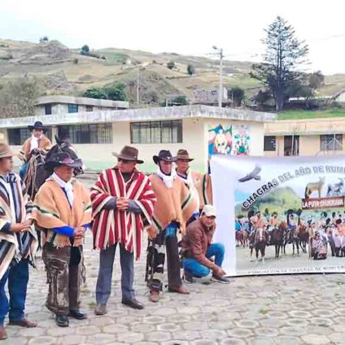 CON ÉXITO SE CELEBRÓ EL II PASEO DEL CHAGRA Y CONCURSO DE LAZO EN ZUMBAHUA