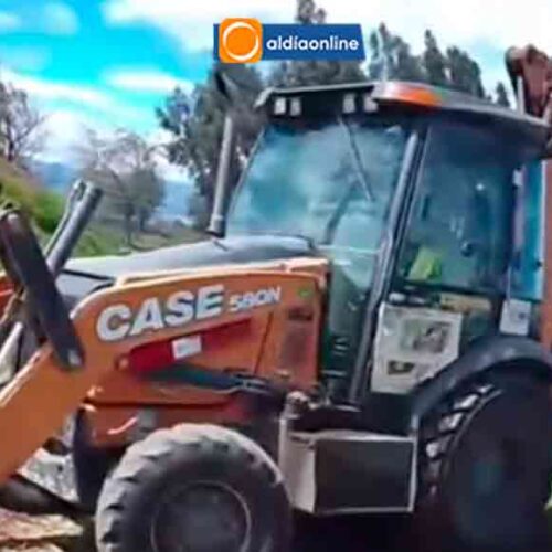 POLÉMICA EN SAQUISILÍ TRAS DENUNCIAN USO DE MAQUINARIA MUNICIPAL EN PRESUNTA PROPIEDAD PRIVADA DEL ALCALDE