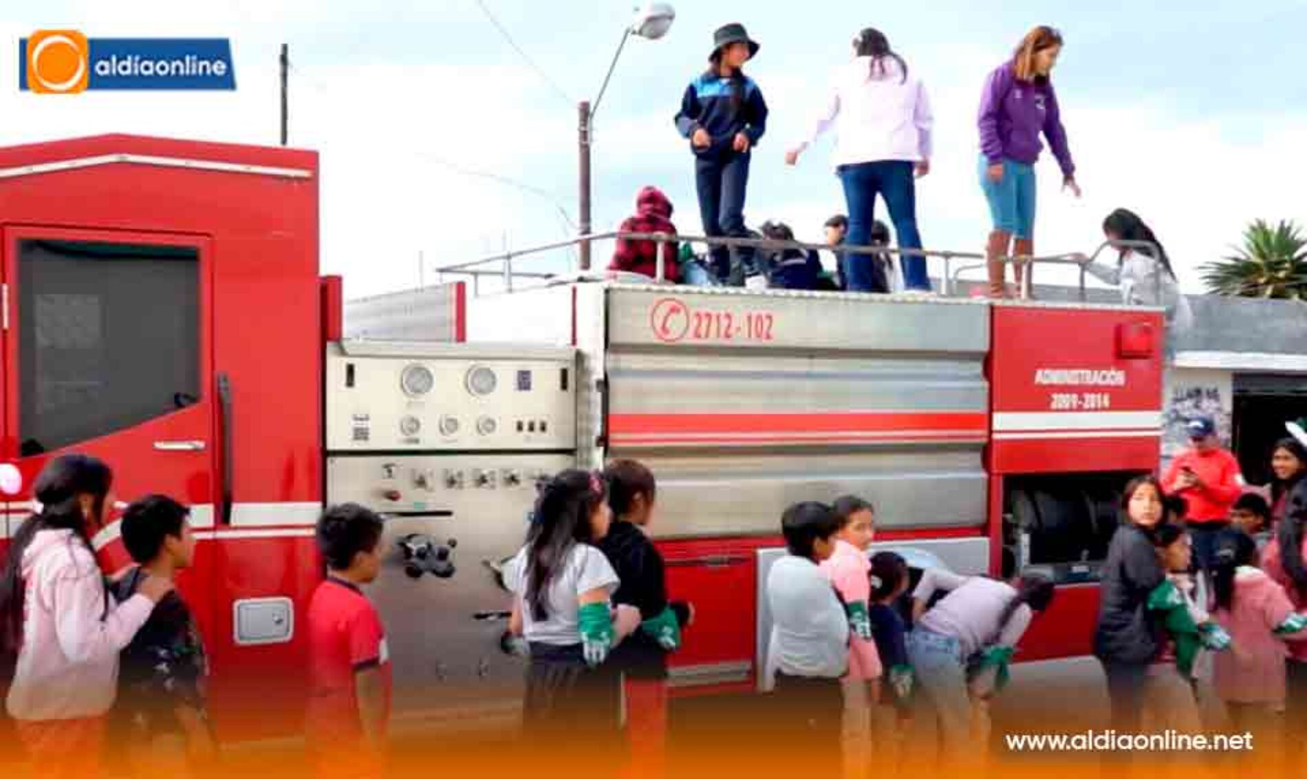 NIÑOS SE LLENARON DE ALEGRÍA  AL CELEBRAR SU DÍA EN UNA  JORNADA INOLVIDABLE EN SAQUISILÍ