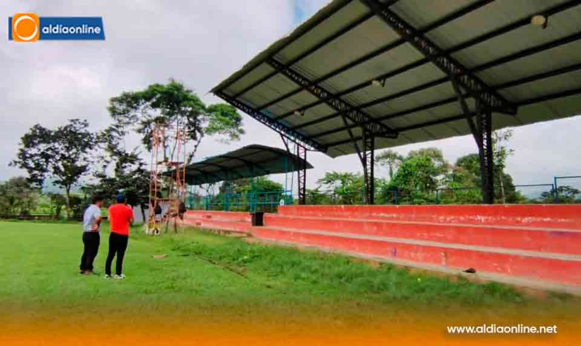 CONAGOPARE COTOPAXI  BRINDA ACOMPAÑAMIENTO TÉCNICO EN MANTENIMIENTO DE ESTADIO PARROQUIAL DE GUASAGANDA
