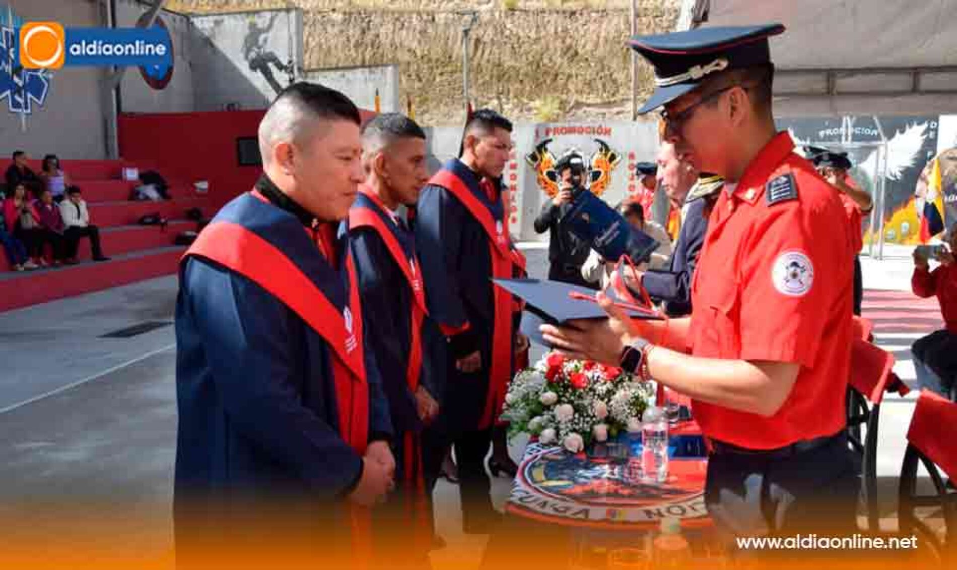 BOMBEROS DE LATACUNGA DAN PASO CLAVE Y GRADUA NUEVOS TECNÓLOGOS EN CONTROL DE INCENDIOS Y RESCATE