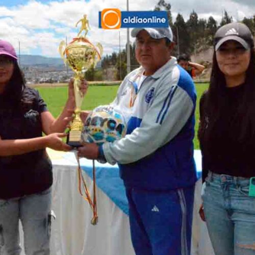 EXAEXPRESS SE CORONA CAMPEÓN DEL  TORNEO DE TAXI EJECUTIVO DE  LATACUNGA, ORGANIZADO  POR EL CIEDES  (Videos)