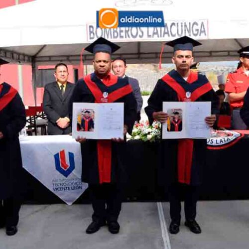 BOMBEROS DE LATACUNGA DAN PASO CLAVE Y GRADUA NUEVOS TECNÓLOGOS EN CONTROL DE INCENDIOS Y RESCATE