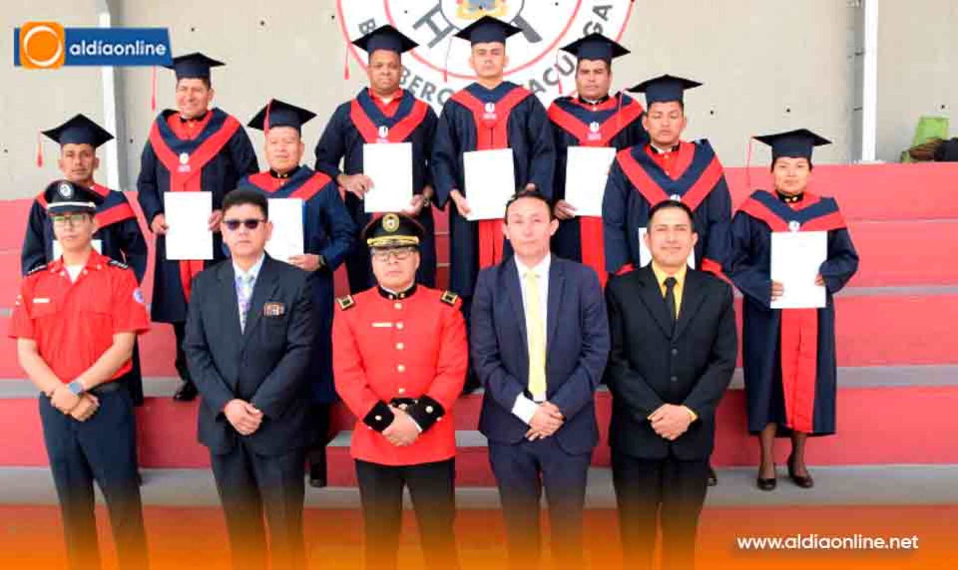 BOMBEROS DE LATACUNGA DAN PASO CLAVE Y GRADUA NUEVOS TECNÓLOGOS EN CONTROL DE INCENDIOS Y RESCATE