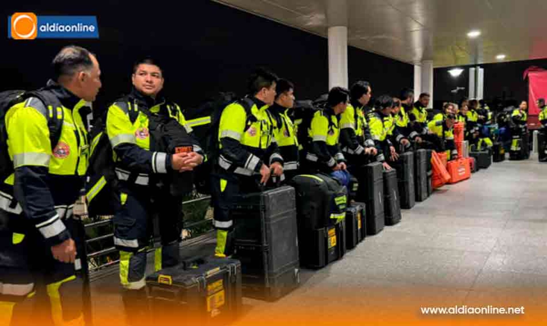ECUADOR FORTALECE SU APOYO A VENEZUELA UN NUEVO CONTINGENTE DE BOMBEROS RESCATISTAS REFUERZAN LABORES DE BÚSQUEDA Y RESCATE