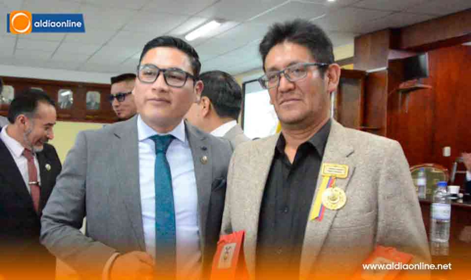 EL SINDICATO DE CHOFERES DE COTOPAXI CELEBRÓ 101 AÑOS DE Y RINDIÓ HOMENAJE A SUS COMPAÑEROS EN SU DÍA CLÁSICO (Video)