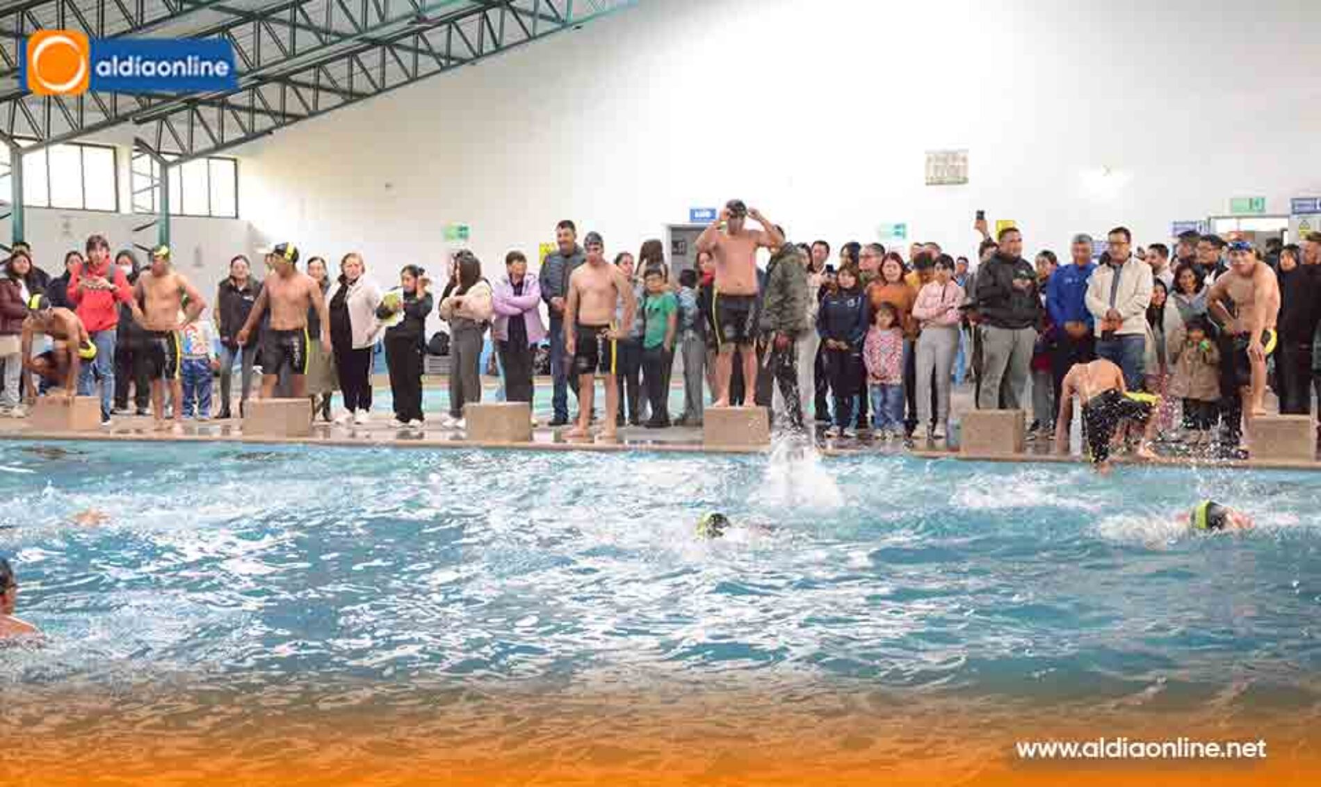 LA PISCINA MUNICIPAL VUELVE A LA VIDA Y ABRE SUS PUERTAS PARA LATACUNGA