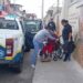 AGENTES DE CONTROL MUNICIPAL DE LATACUNGA APOYAN A ADULTO MAYOR EN TRASLADO A UNA CASA DE SALUD