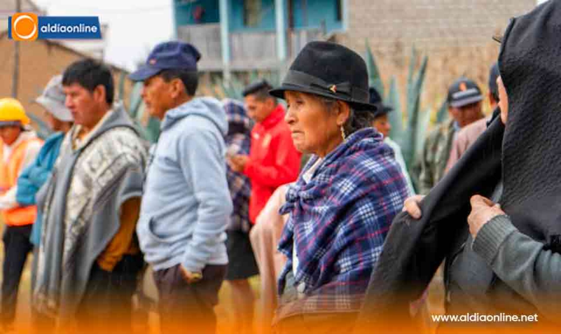GAD.M SAQUISILÍ INVIERTE CERCA DE USD 400 MIL PARA LLEVAR ALCANTARILLADO A CUATRO SECTORES DE SALACALLE