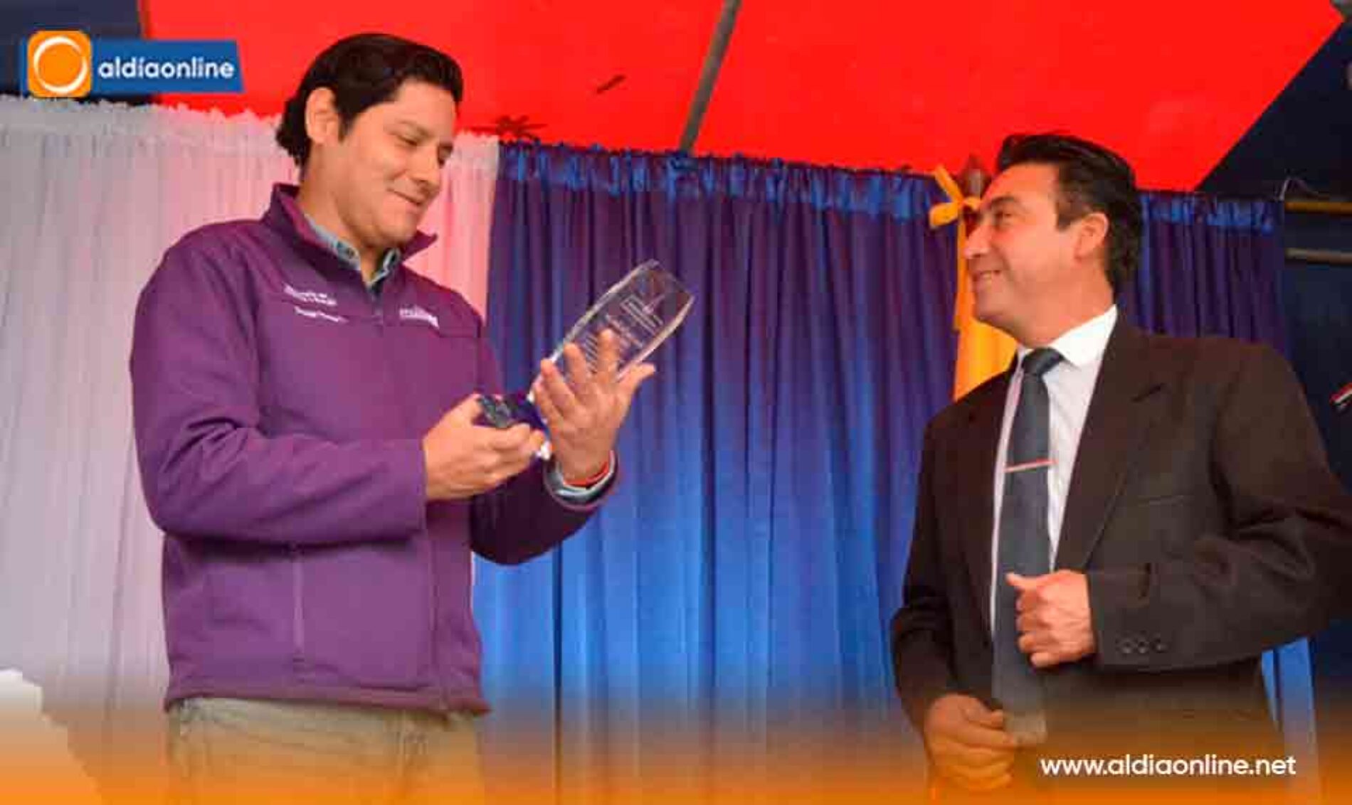 JUNTA DE AGUA PUMACUNCHI DA SU PRIMER GRAN PASO CON LA ENTREGA DE LA PERSONERÍA JURÍDICA EN SALACALLE (Videos)