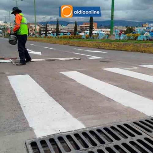 PUENTE 5 DE JUNIO SIGUE CERRADO POR TRABAJOS DE SEÑALIZACIÓN PASADA LAS 17H00 ESTARÍA LISTO