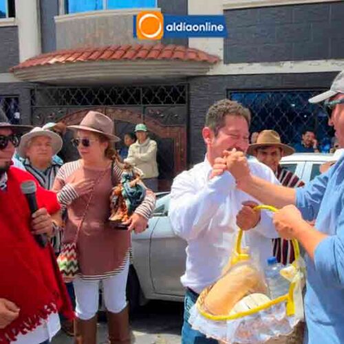 JORGE VELOZ PRIOSTE MAYOR DE FESTIVIDADES DE EL TINGO LA ESPERANZA EN SUS 165 AÑOS DE PARROQUIALIZACIÓN (Videos)