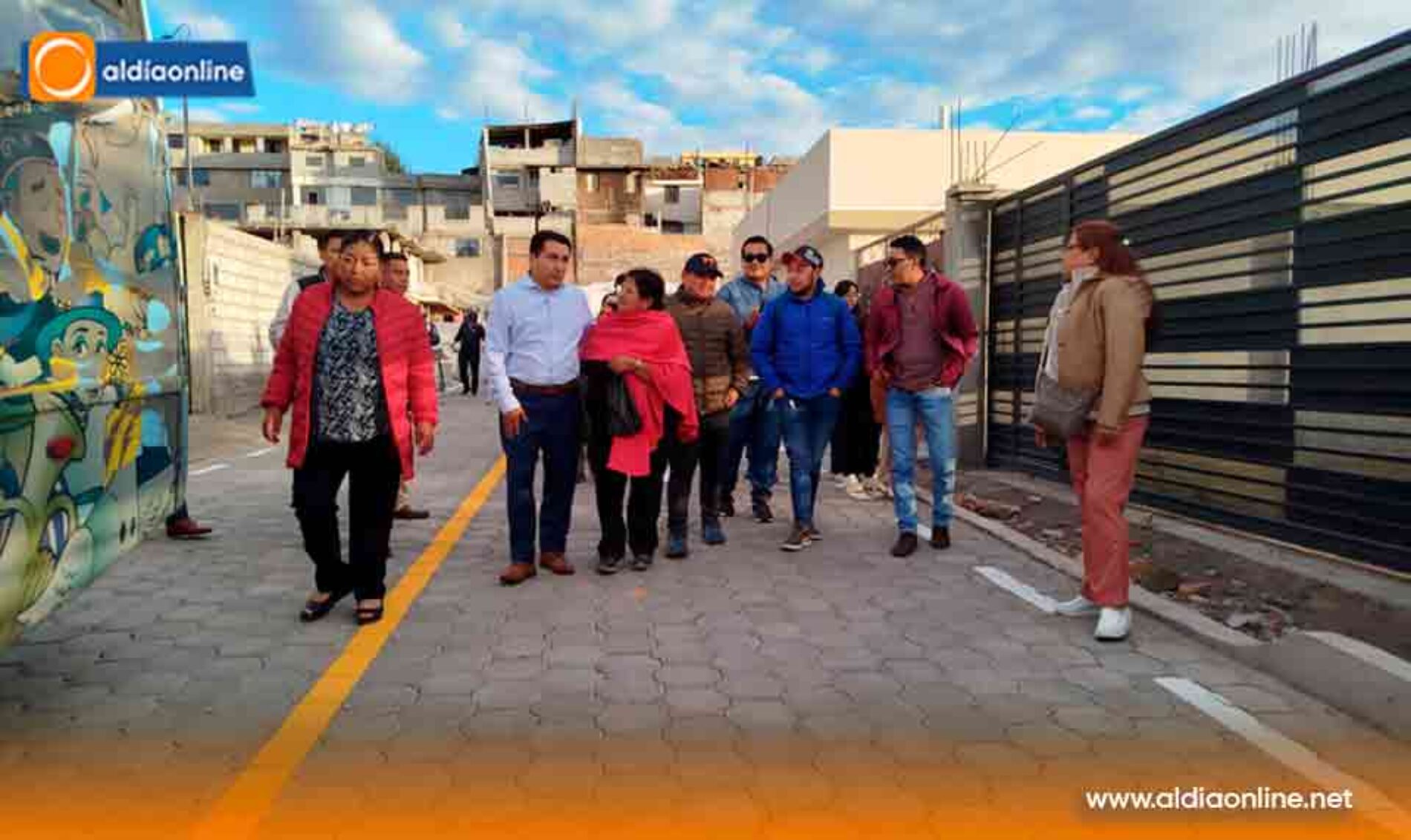 SE INAUGURA OTRO ADOQUINADO EN EL BARRIO SAN SEBASTIÁN, PARROQUIA JUAN MONTALVO, EN EL PASAJE S/N (Video)