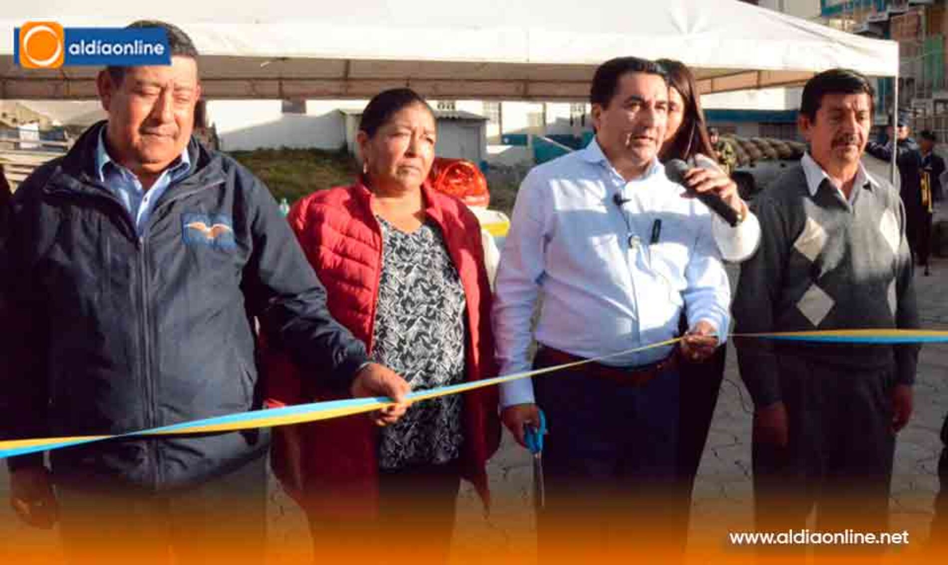 SE INAUGURA OTRO ADOQUINADO EN EL BARRIO SAN SEBASTIÁN, PARROQUIA JUAN MONTALVO, EN EL PASAJE S/N (Video)