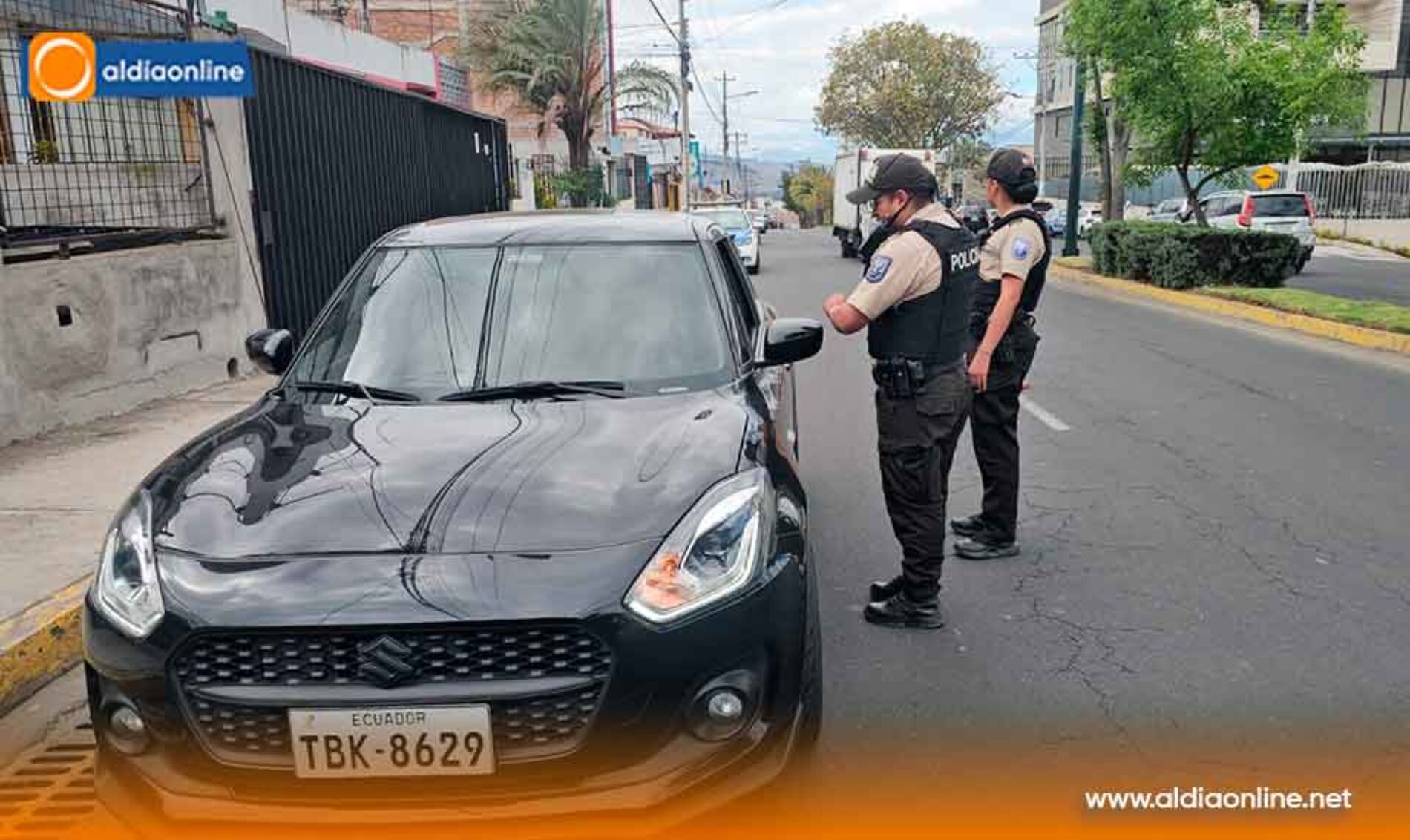 POLICÍA EJECUTA OPERATIVO “CONVOY” PARA PREVENIR DELITOS Y FORTALECER LA SEGURIDAD EN AMBATO SUR