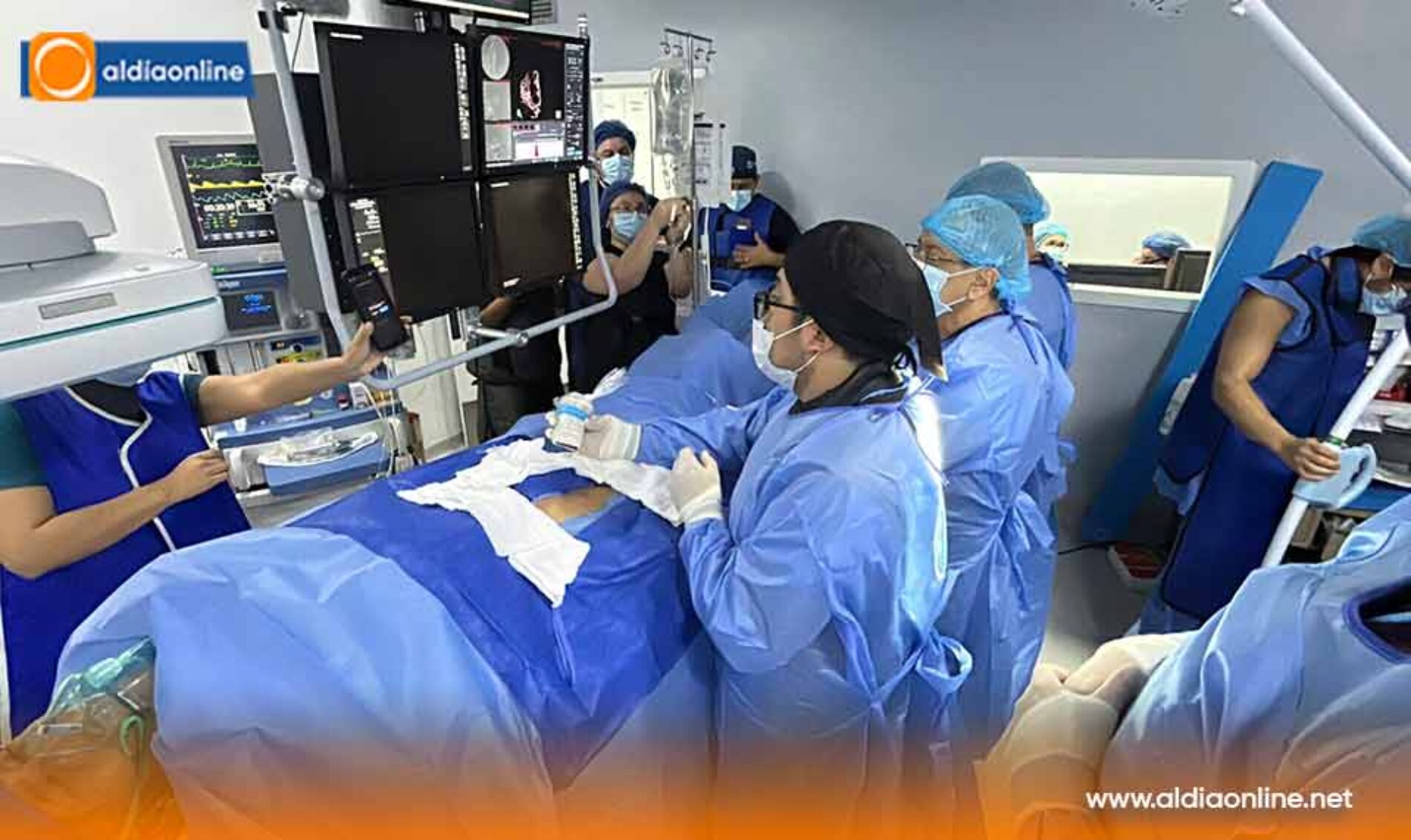 HOSPITAL DE ESPECIALIDADES EUGENIO ESPEJO REALIZA CON ÉXITO EL PRIMER IMPLANTE DE MARCAPASOS LEADLESS DE ÚLTIMA GENERACIÓN
