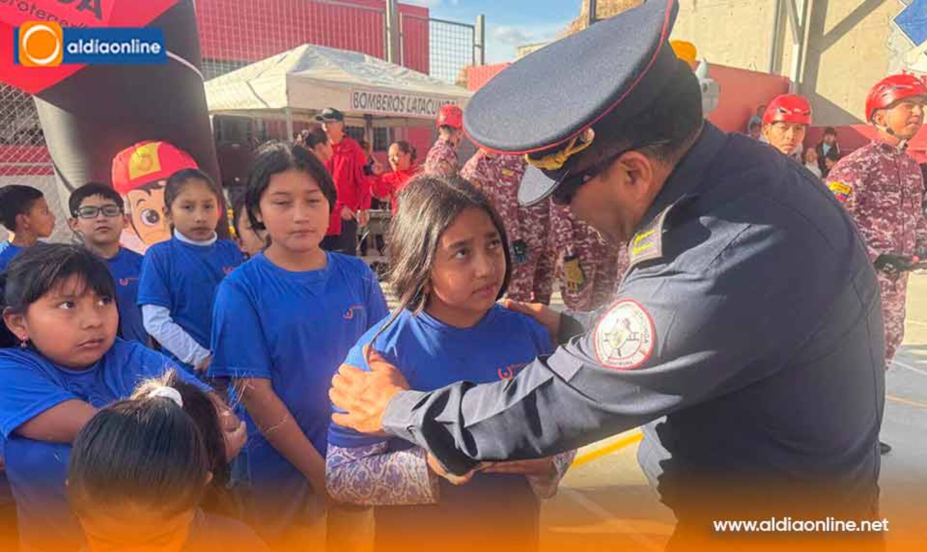 120 NIÑOS CULMINAN EL CURSO “HACHITAS ROJAS” Y SE FORMAN COMO PEQUEÑOS RESCATISTAS EN LATACUNGA