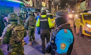 OPERATIVOS DE SEGURIDAD DEJAN DOS APREHENDIDOS Y MÁS DE 500 CONTROLES DURANTE EL FERIADO