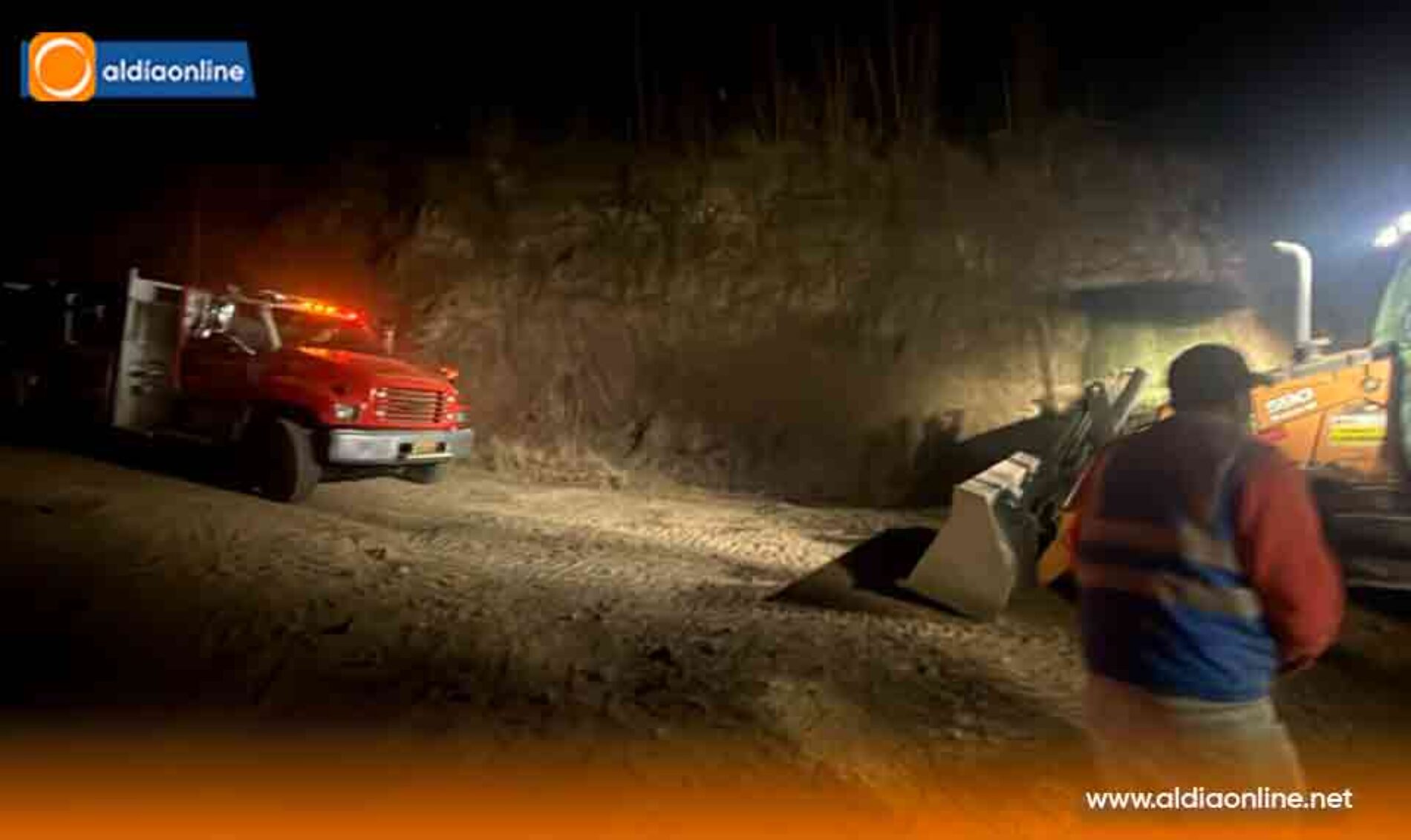 INCENDIO EN EL CERRO PUTZALAHUA SERÍA PROVOCADO Y OBLIGA A INTENSIFICAR OPERATIVOS DURANTE LA NOCHE
