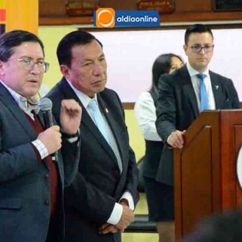 U. INDOAMÉRICA IMPULSÓ FORO ACADÉMICO “DESARROLLO SUSTENTABLE Y SOSTENIBLE DE LA CIUDAD DE LATACUNGA” (Videos)