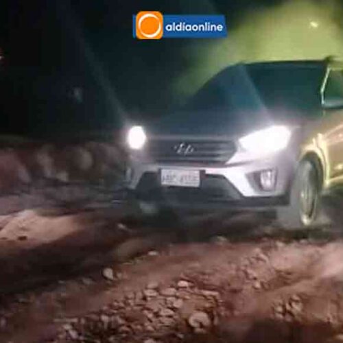 ALERTA EN LA E30 VEHÍCULOS QUEDAN AVERIADOS EN LA VÍA ZUMBAHUA–LA MANÁ SECTOR SARAUGSHA (Video)