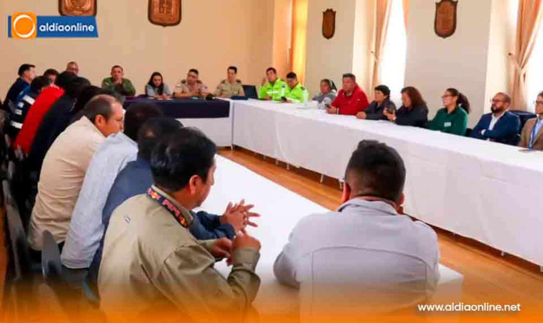 ASOCIACIONES DE VIVANDERAS RECHAZAN DESFILE DE MAMA NEGRA EN DOS JORNADAS Y PIDEN RESPETAR LA TRADICIÓN PATRIMONIAL (Video)