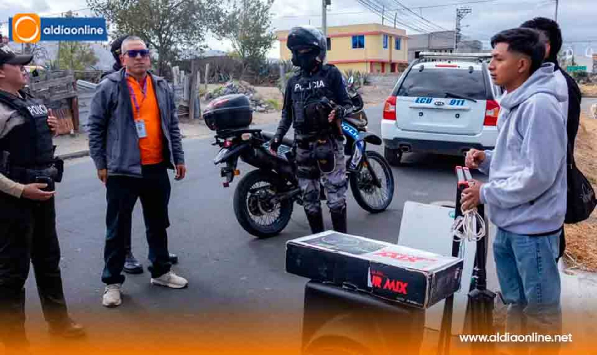 OPERATIVO EN ZUMBALICA DESARTICULA FIESTA CLANDESTINA CON ALREDEDOR DE 60 JÓVENES